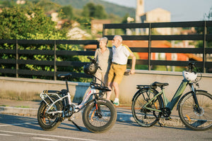 Comment choisir la bonne taille de vélo : Tableaux et conseils pour les adultes, les enfants et les E-Bikes